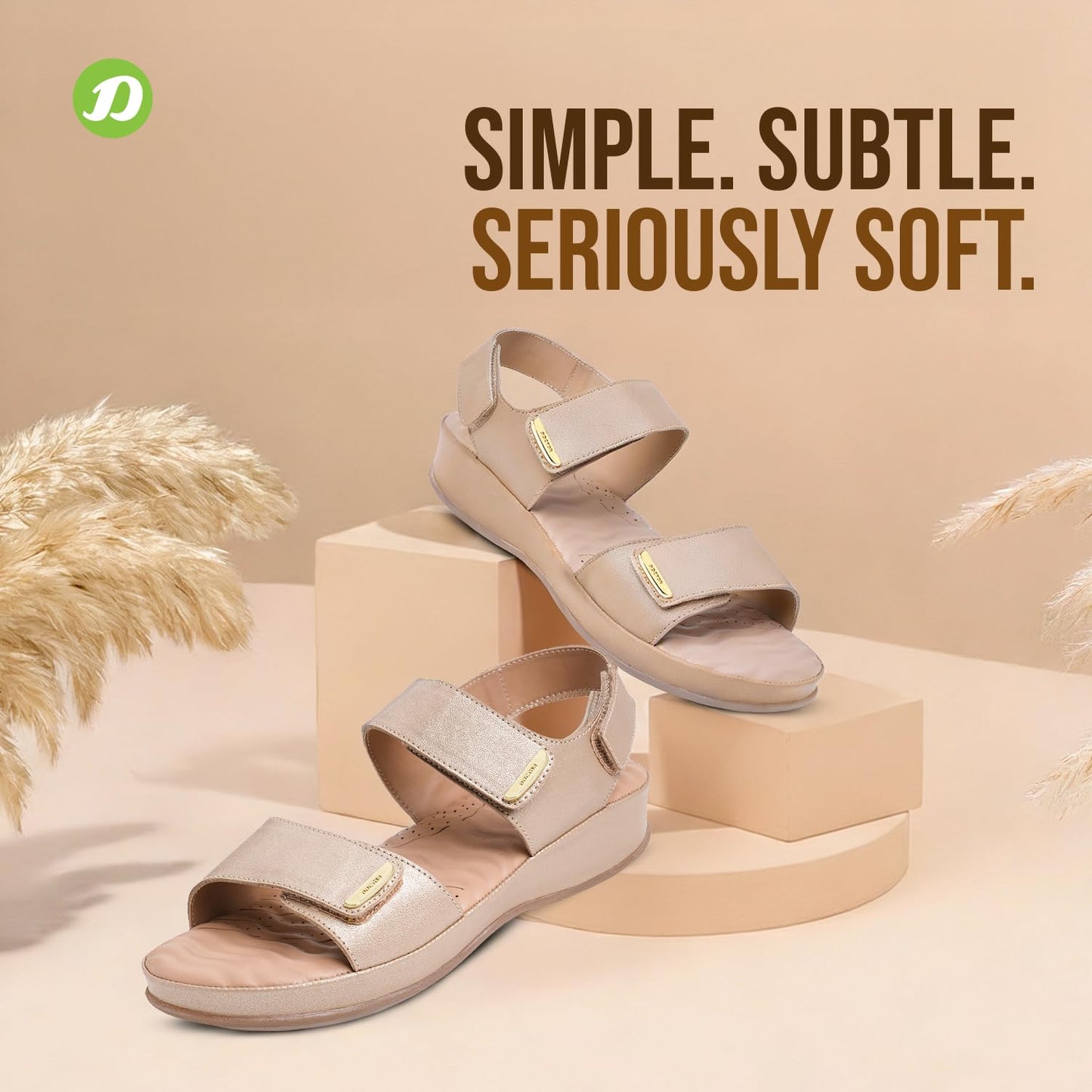 ✨ Elegant Women’s Comfort Flat Sandals 👡 | Soft Cushioned Velcro Strap Daily Wear Sandals 💛
